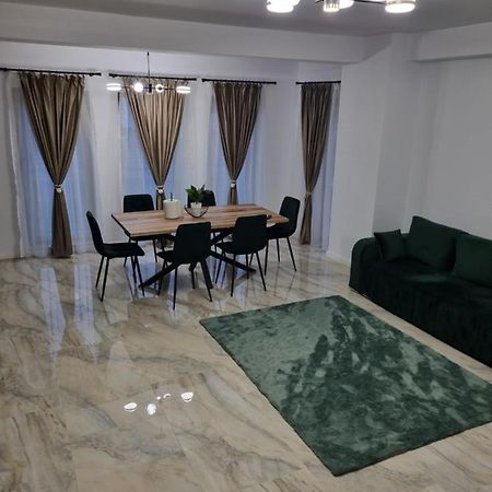 Apartament Mihai Cassas Residence Craiova Eksteriør bilde